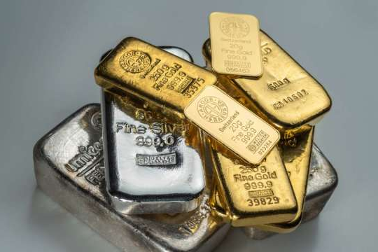 美国暂缓关键矿产关税冲击贵金属市场