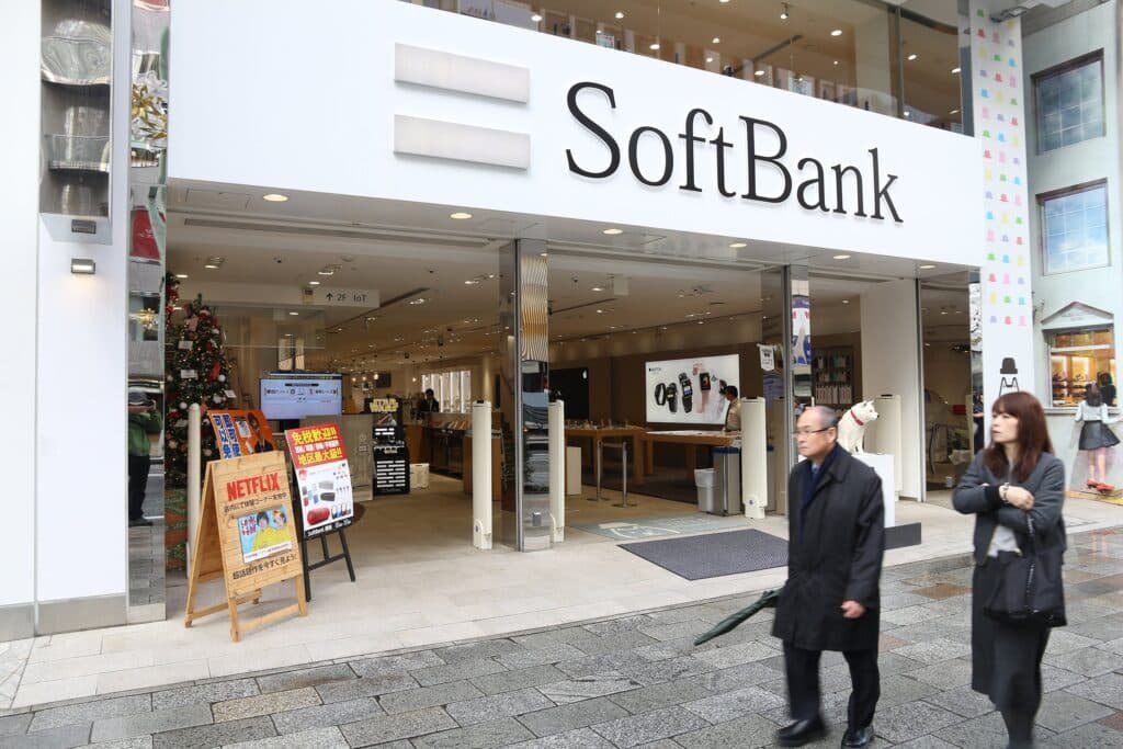 SoftBank集团 - 投资控股与科技基金